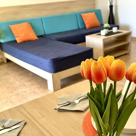 Apartbeach Festival Village 3 Y Vistas Piscina * Salou