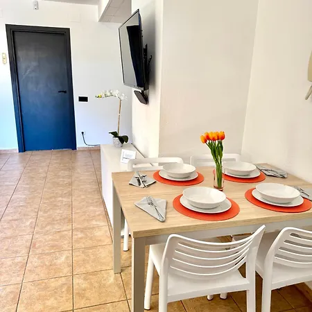 Festival Village 3 Y Vistas Piscina Apartment Salou